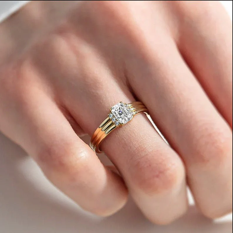 Octagon simulated diamond Zircon Engagement ring - Image 7