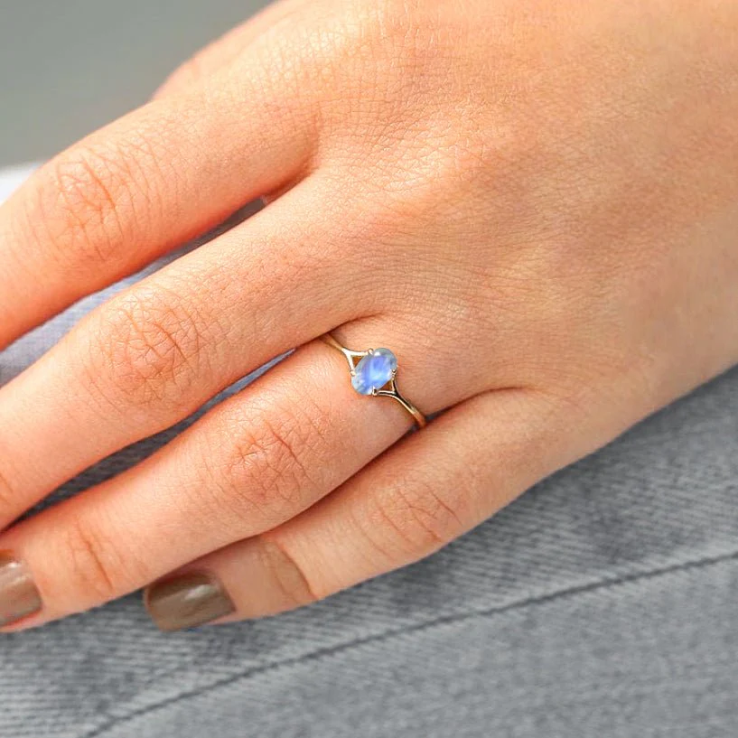 Rainbow Moonstone Oval Faceted Gemstone Ring - Image 3